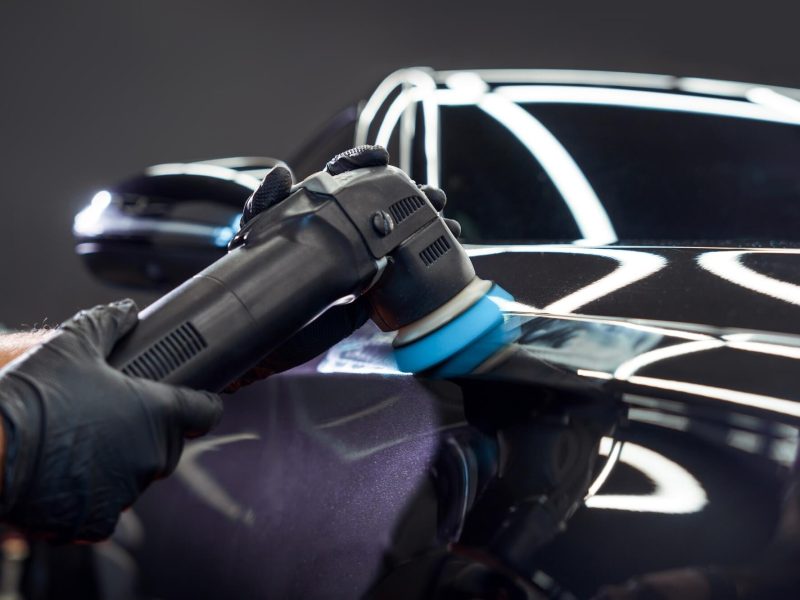 car-detailing-and-polishing.jpg